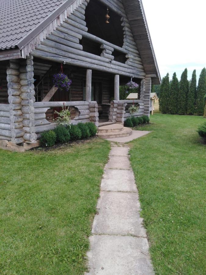 Viesu Maja Manturi Hotel Peipini Buitenkant foto